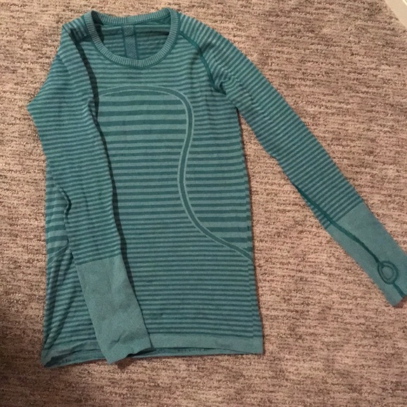 lululemon athletica Tops - Lululemon long sleeve